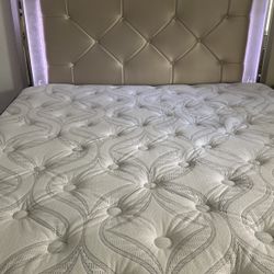 King Size Bedroom Set