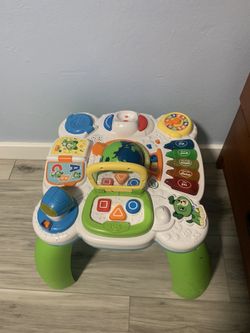 Leap Frog Activity Learning Center 