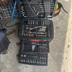 Husky Tool Box 