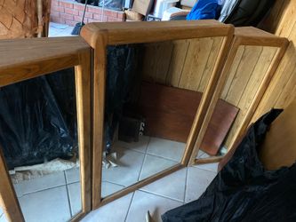 3 mirror dresser