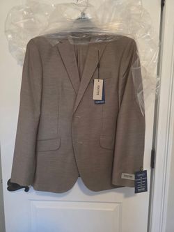 Kenneth Cole Men’s suit