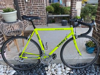 Trek 1200 Road Bike