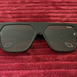Quay polarized sunglasses in excellent condition. $20