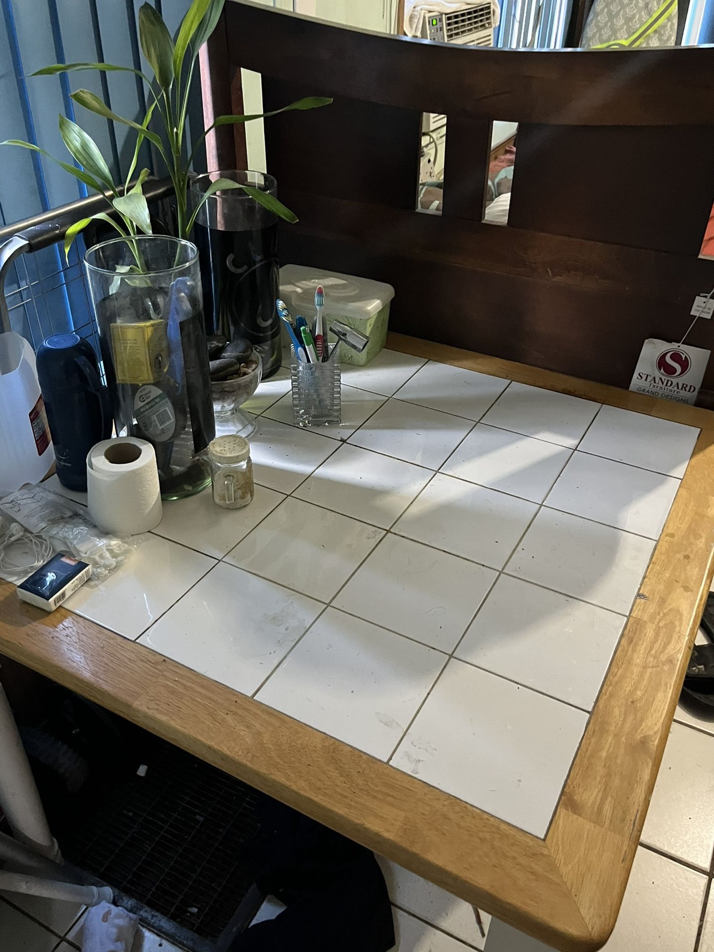 Dining Table W/ 4 Chairs