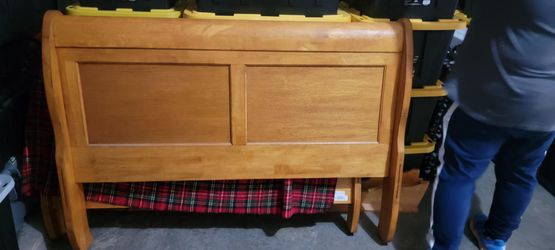 Full size sleigh bed, headboard, footboard,  and rails