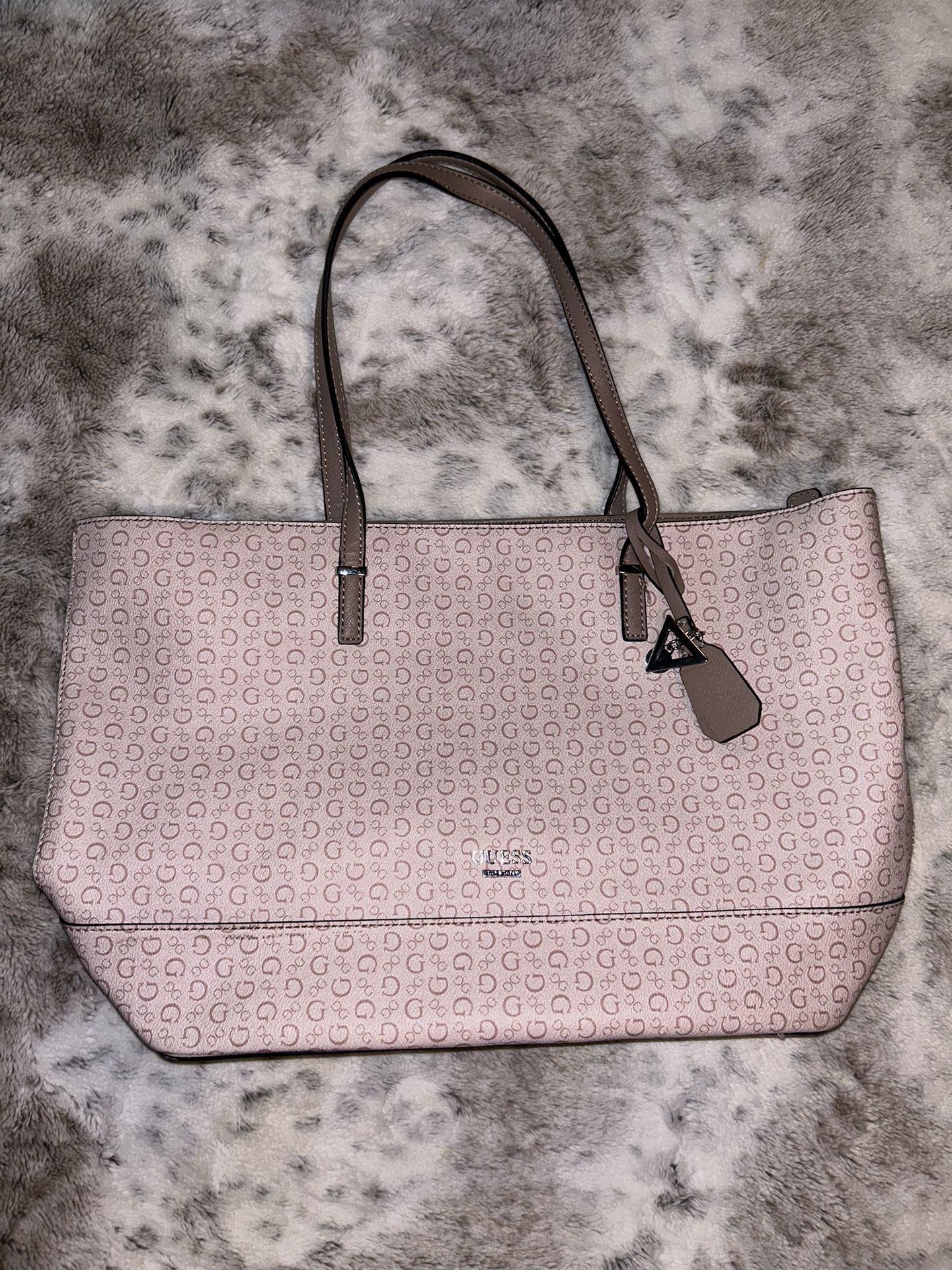 Guess Tote