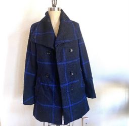 Coat (plaid)