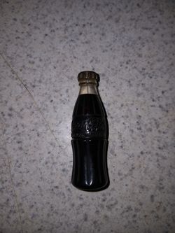 Vintage 1950s Coca-Cola lighter. Never used, great condition.