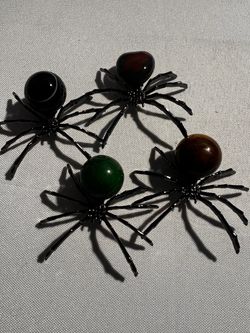 New Halloween stone spiders.