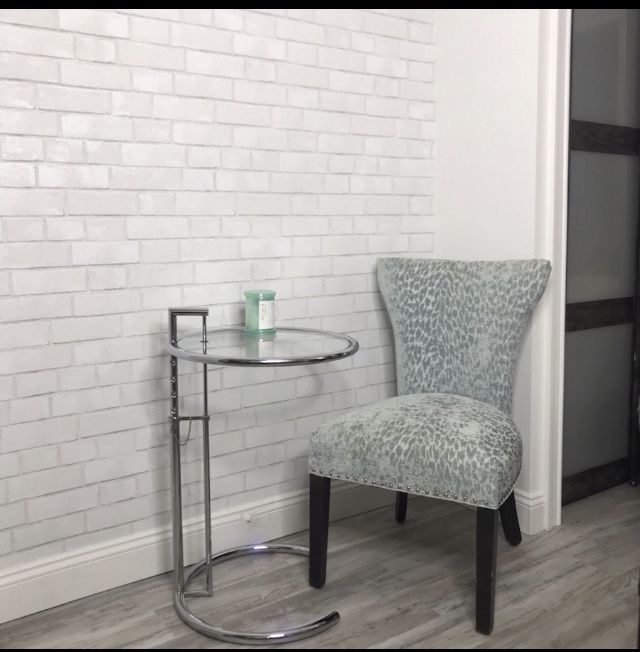 GLASS CHROME ADJUSTABLE SIDE END TABLE ONLY NO CHAIRS