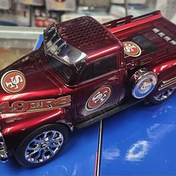 Speaker Bluetooth Radio And USB And Audio Recargables 