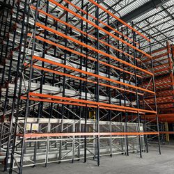 selective pallet racks