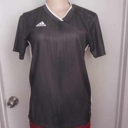 New Women's Top Size Small From Adidas Still With Tags