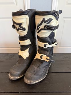 Alpinestars Motocross Boots Black and White