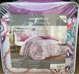 5 piece comforter set F/Q NEW