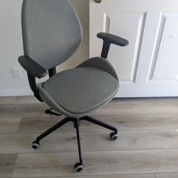 Comfy Ergonomic Office Chair
