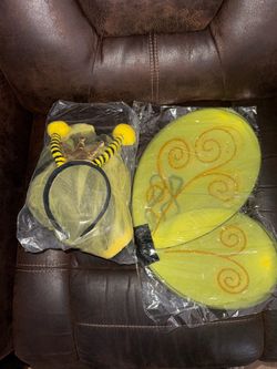 New! Women’s Bumble bee 3 piece set
