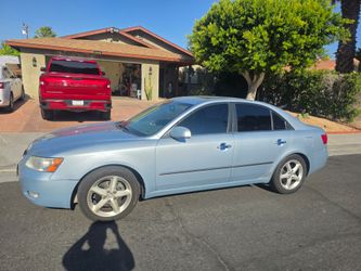 Hyundai sonata limited sedan 4D 2008