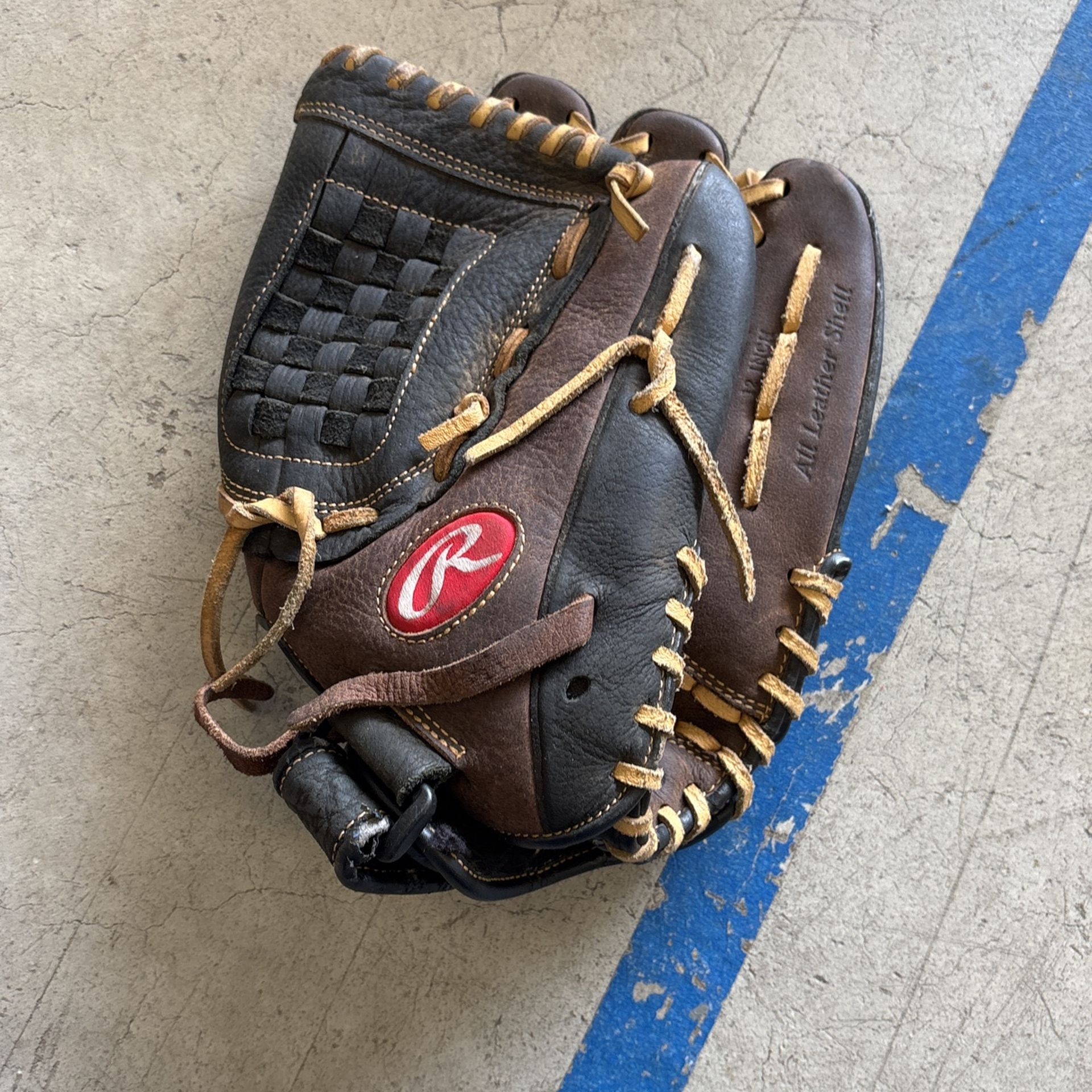 Rawlings 12” Baseball Glove