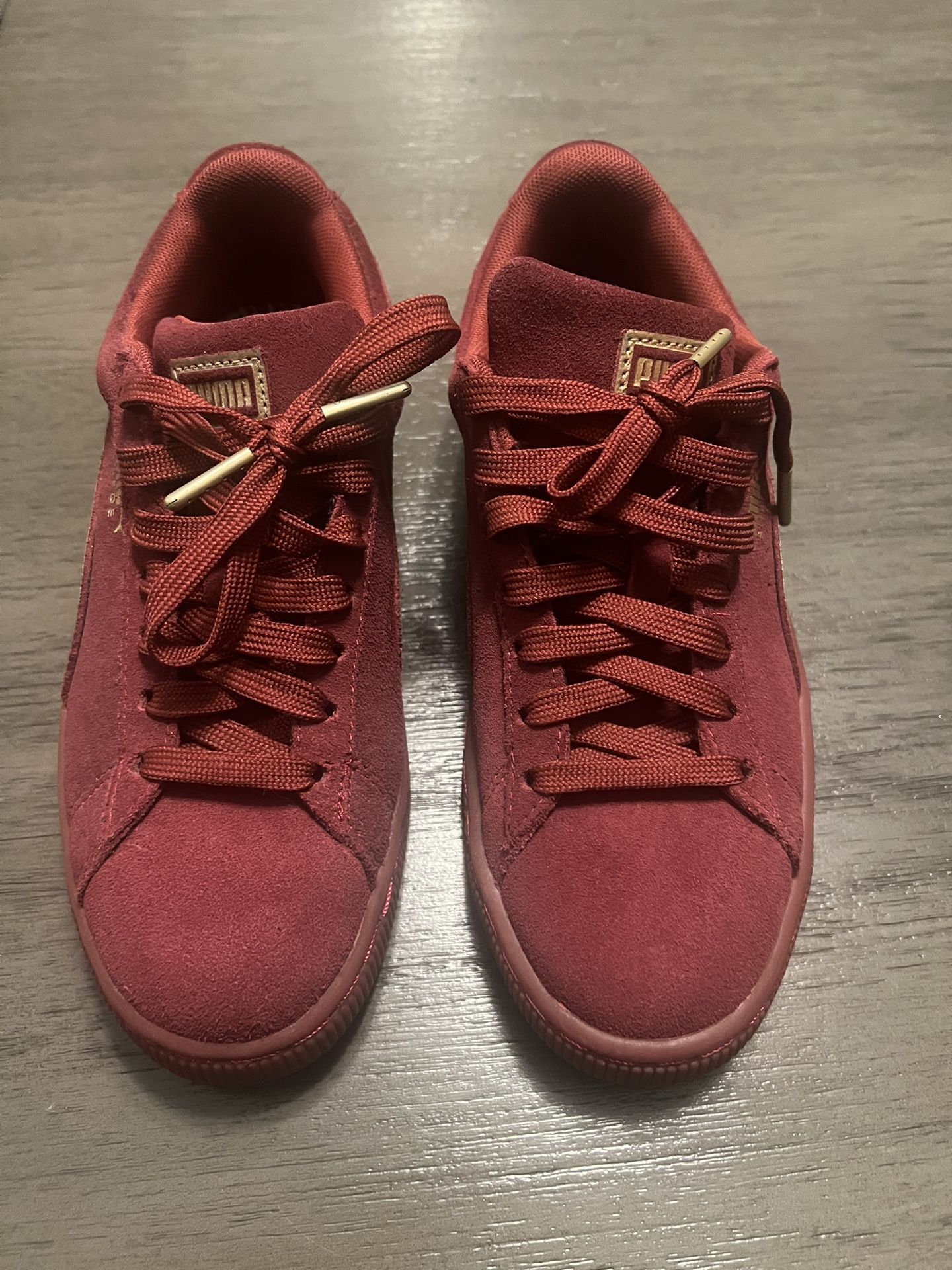 Burgundy/Gold Pumas 