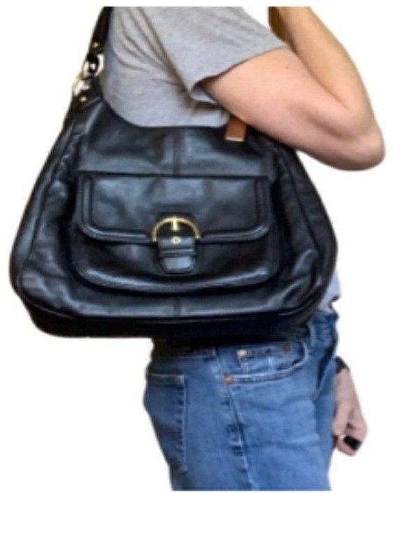 Coach F24686 Leather Triple Entry Hobo Bag