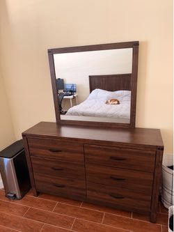 Willow Creek Dresser with Mirror