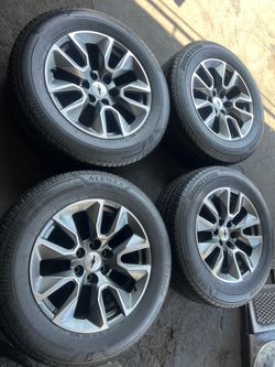 (4) 20” Chevy Wheels Installation Included