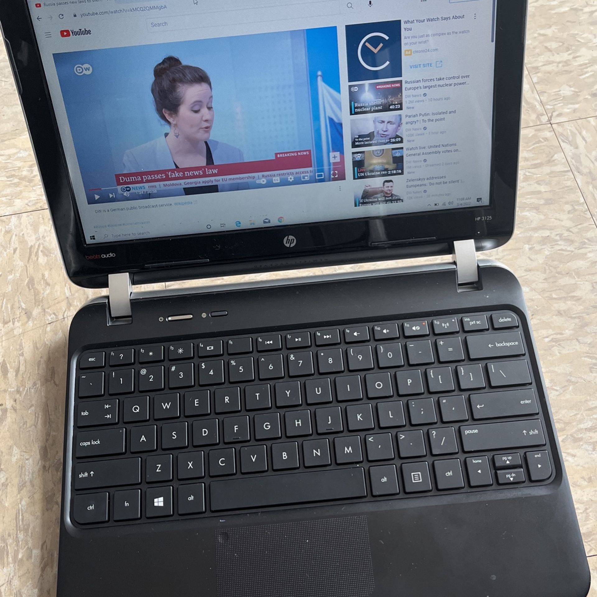 13” Hp 3125 AMD E2 2000 1.75ghz 80gb SSD 8gb Ram Wi10