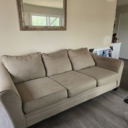 Den/Living Room Furniture 