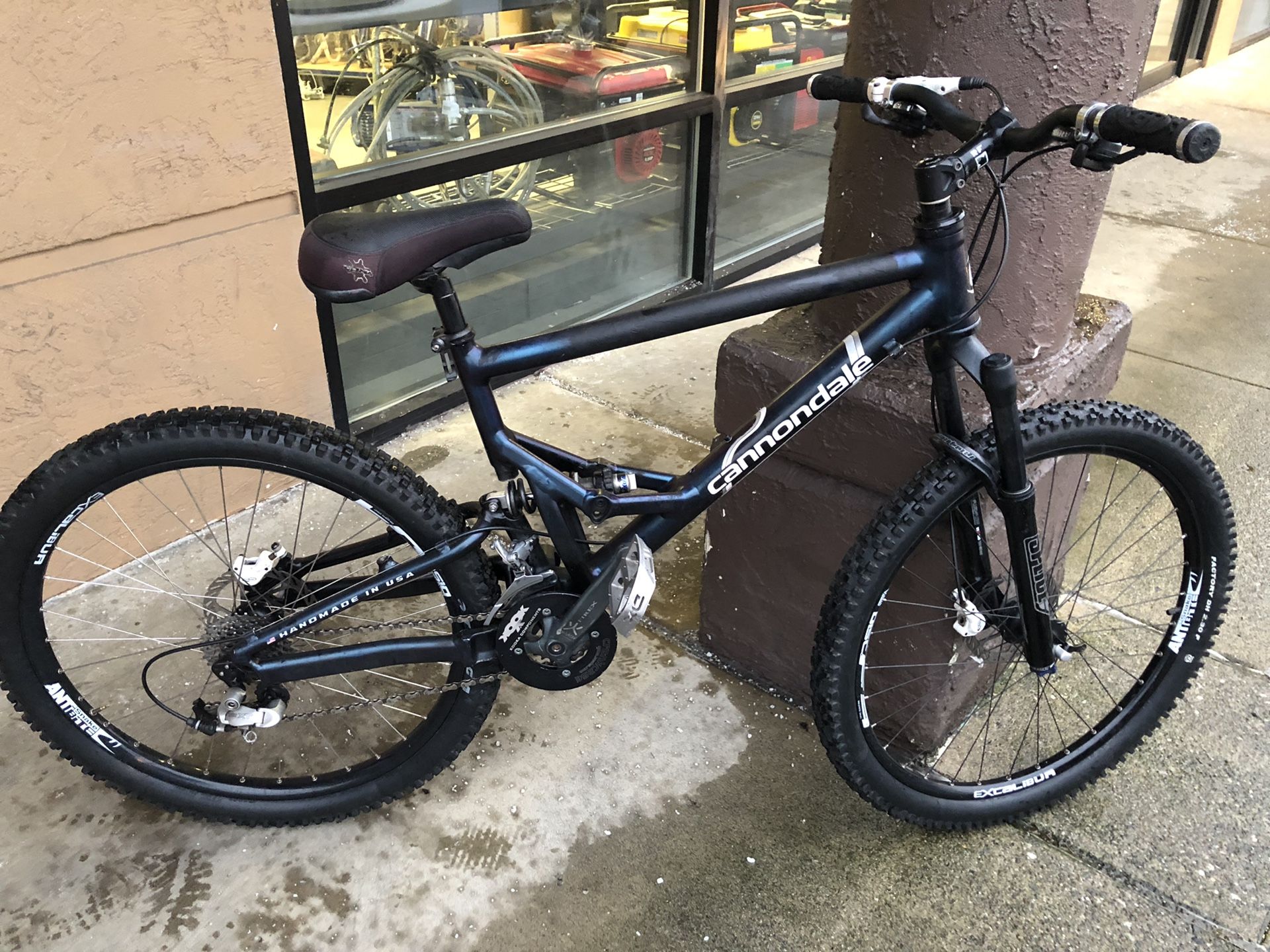 Cannondale downhill mountain bike