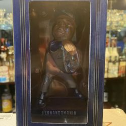 Valenzuela Bobble Head