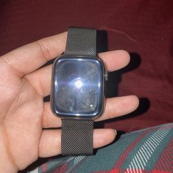 Apple Watch Series 8