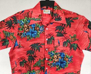 Vintage WAIKIKI 76 Red Native Hawaiian Shirt size Large