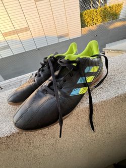 soccer sneakers