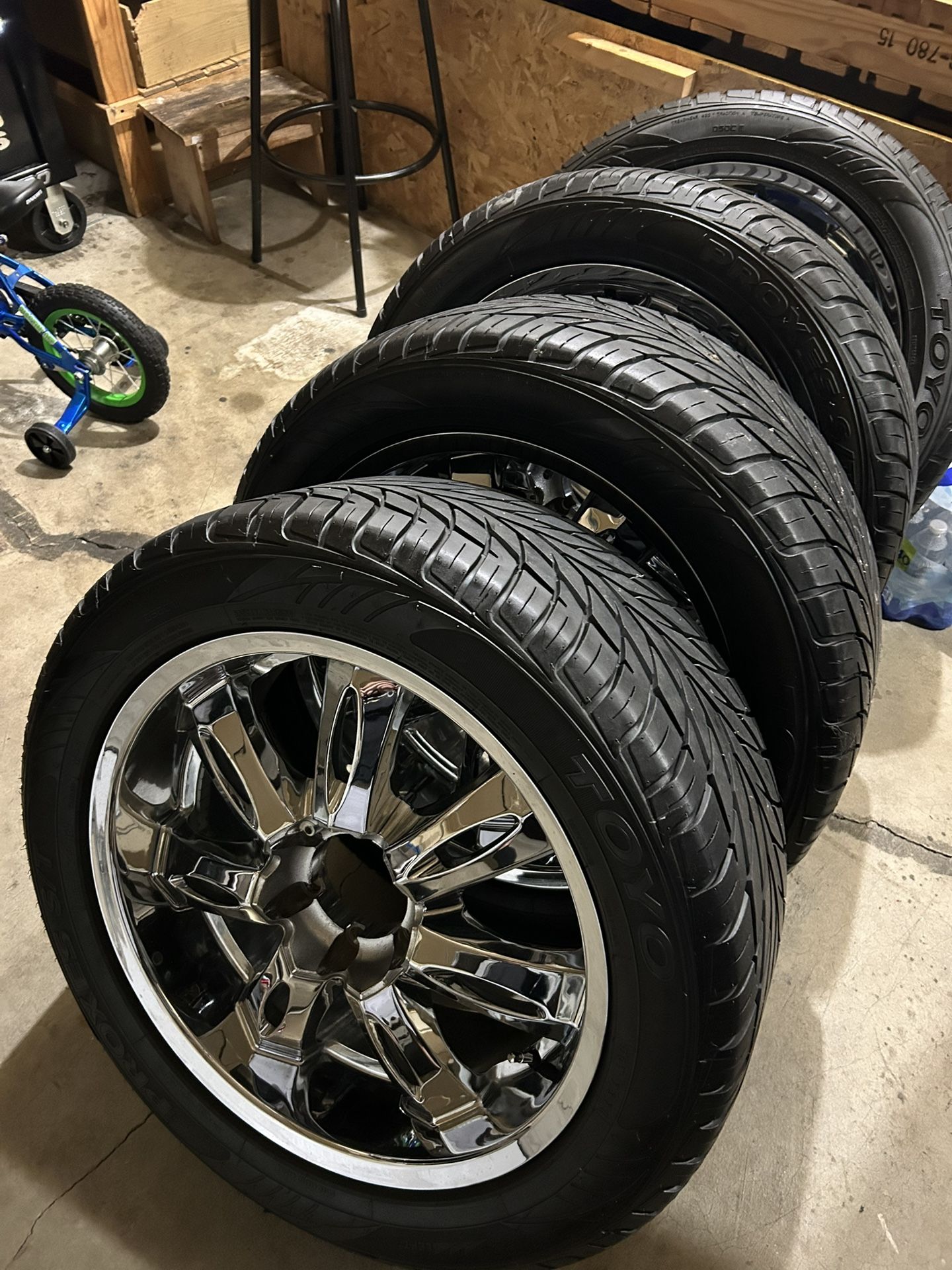Price Drop $700 MUST GO! Great Condition Tires & Rims