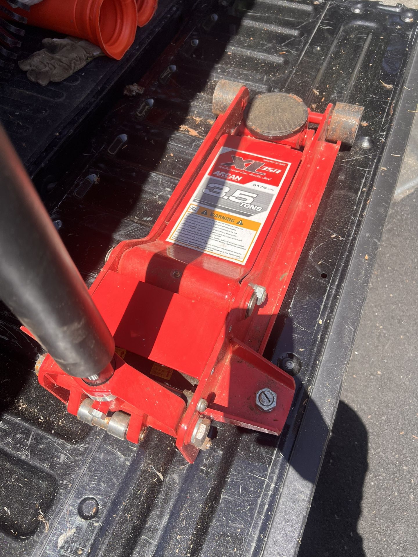 3.5 Ton Jack!