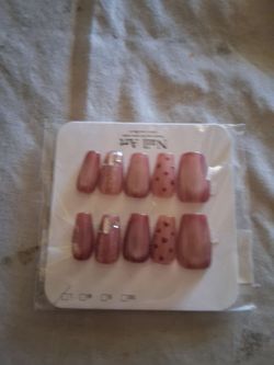 Press On Nails