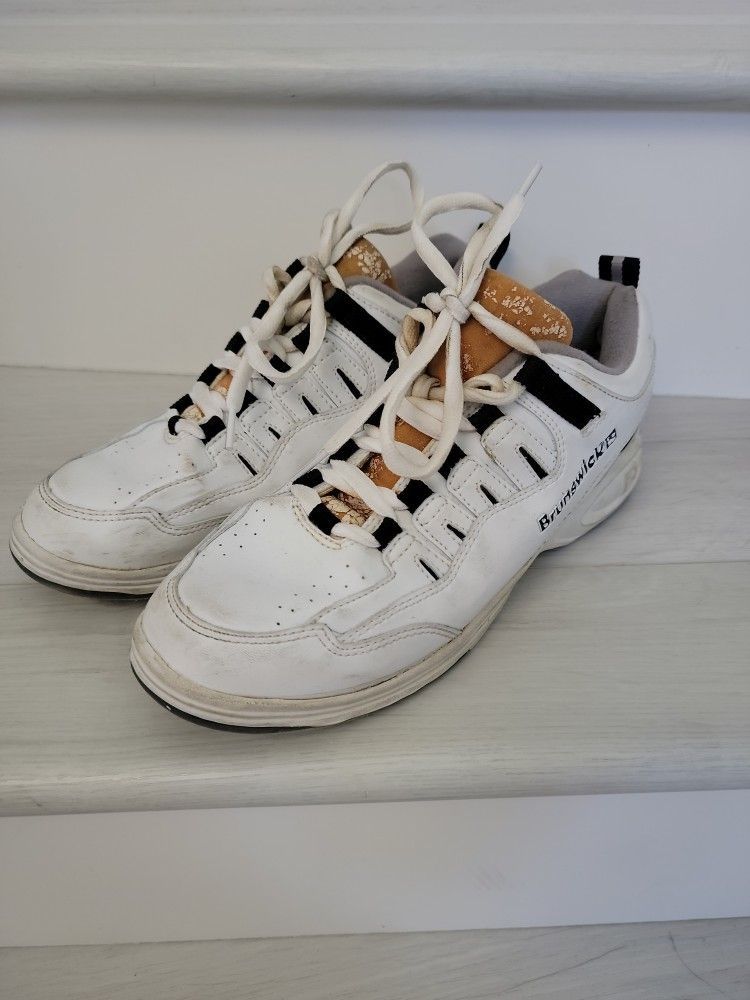 Brunswick Bowling Shoes - Size 10