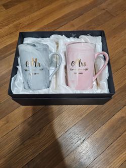 Mr and Mrs 2019 Cups