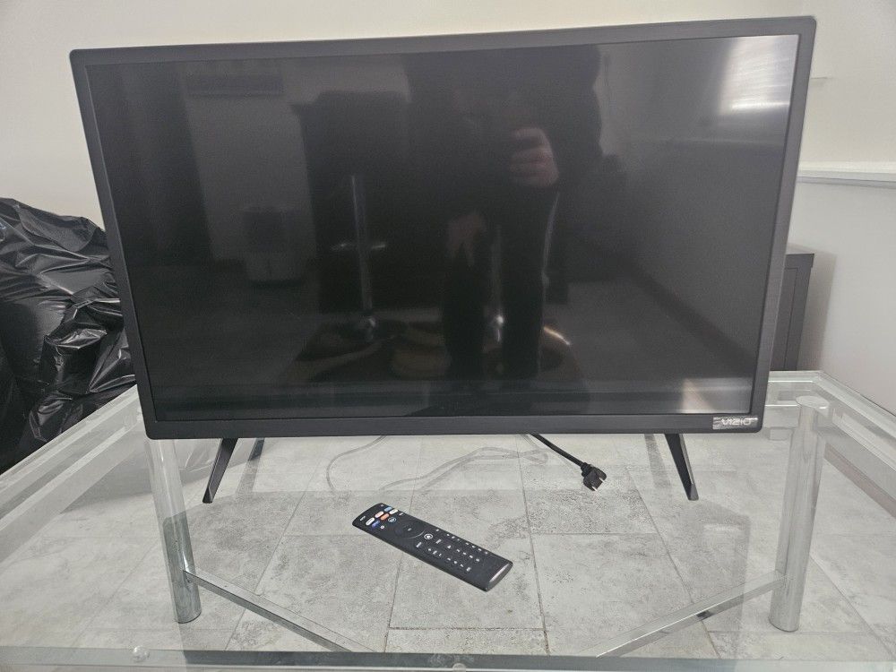 Vizio 32 Inch TV. Model Number D32h-j09