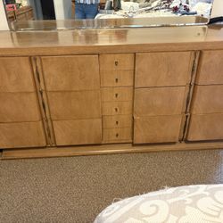 Bedroom Dresser& 2 Nightstands