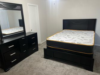 Furniture bedroom, set queen size