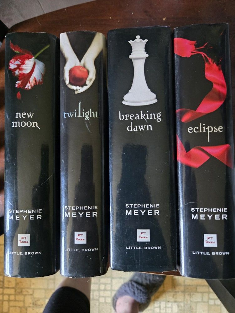 Twilight Novals (Stephanie Meyer)