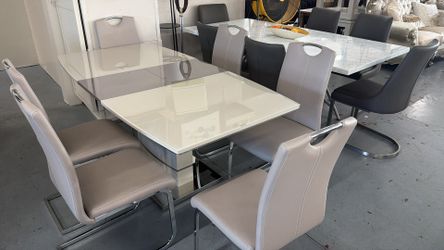 Modern Style Dining Sets Available