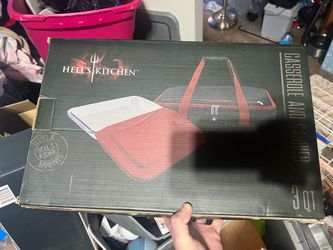 Hell's Kitchen 3 Qt Casserole and Carrier Set
