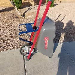 Heavy duty wheelbarrow