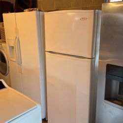 Whrpool Frege, Icemaker Excellent Condition