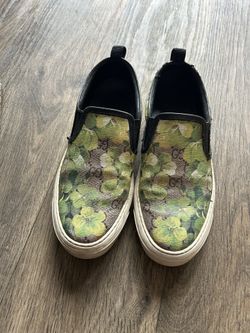 Women's Gucci Shoes 