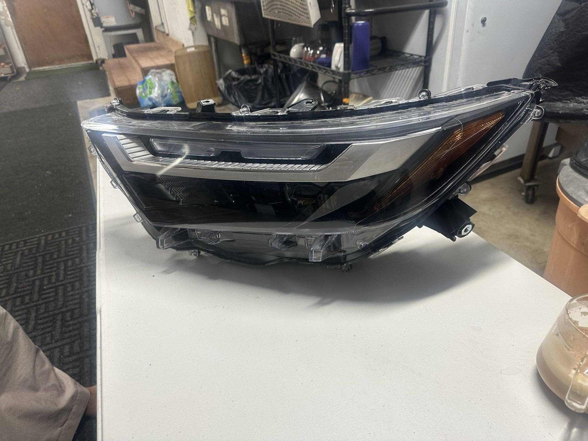 2025 Toyota RAV4 Driver Side Headlight