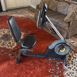Gold's Gym Cycle Trainer 400 Ri Recumbent Exercise Bike